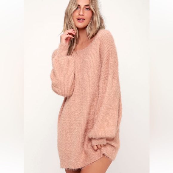 Lulus Dresses & Skirts - NWT Lulus Sweater Dress (size M/L)